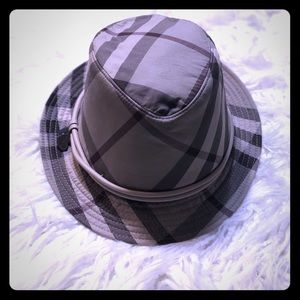 Vintage Burberry hat